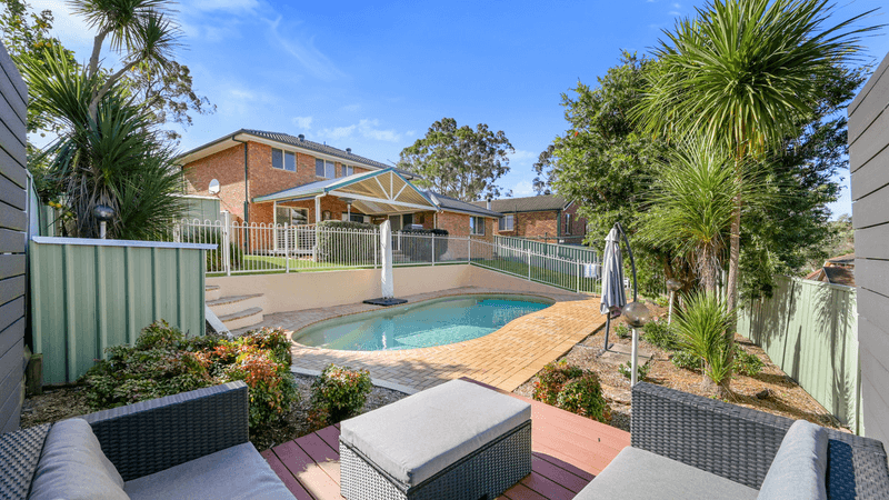 19 Strathdon Crescent, Blaxland, NSW 2774