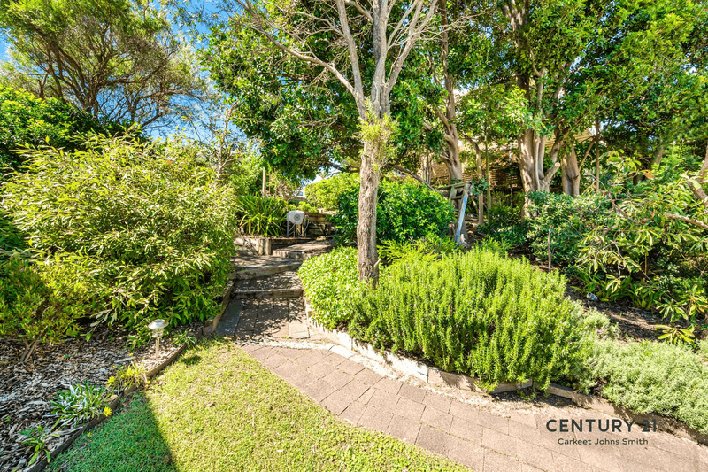 10 High Street, Redhead, NSW 2290