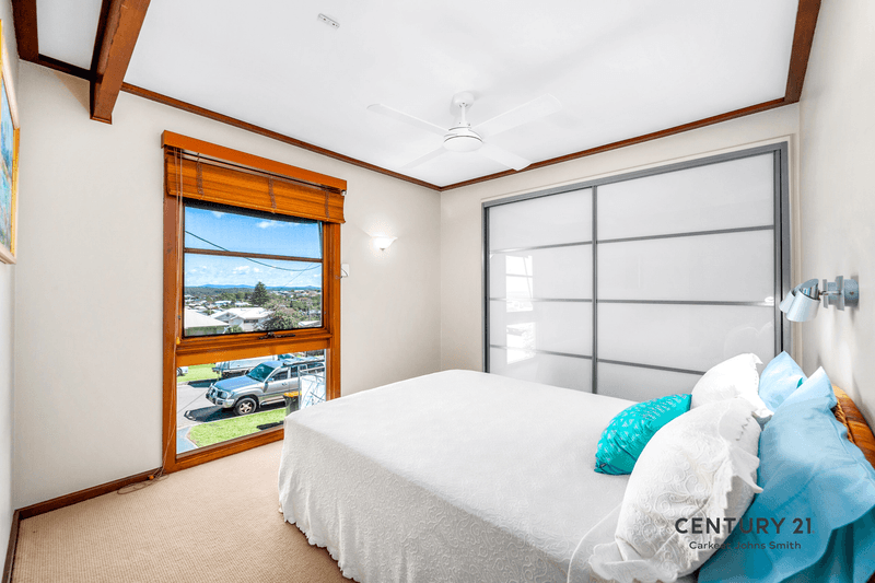 10 High Street, Redhead, NSW 2290