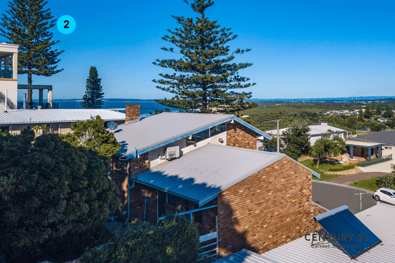 10 High Street, Redhead, NSW 2290