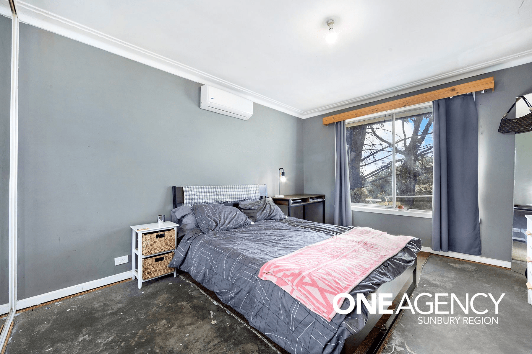 14 Sturt Street, SUNBURY, VIC 3429