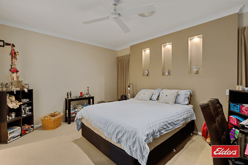 5 Hollywood Crescent,, YARRAWONGA, VIC 3730