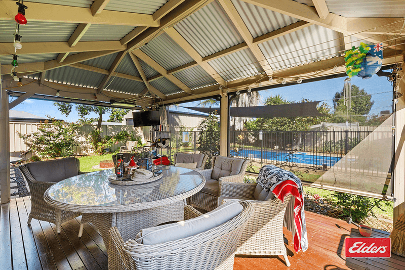 5 Hollywood Crescent,, YARRAWONGA, VIC 3730