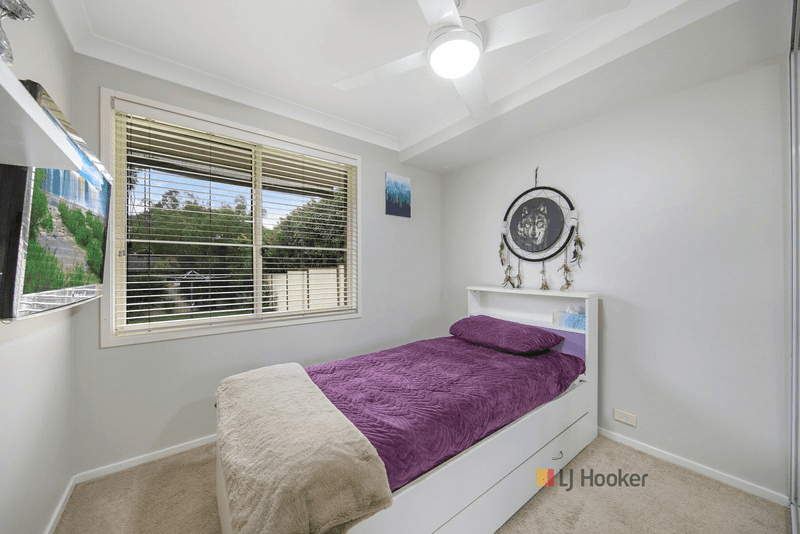 14 Tarwhine Avenue, CHAIN VALLEY BAY, NSW 2259