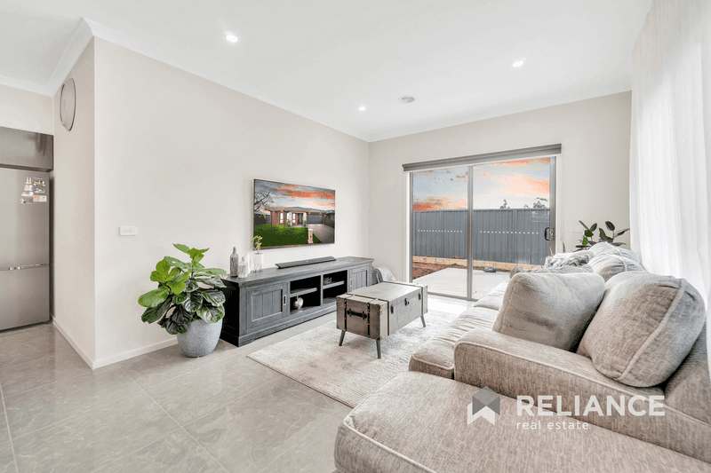 76 Lancers Drive, Harkness, VIC 3337