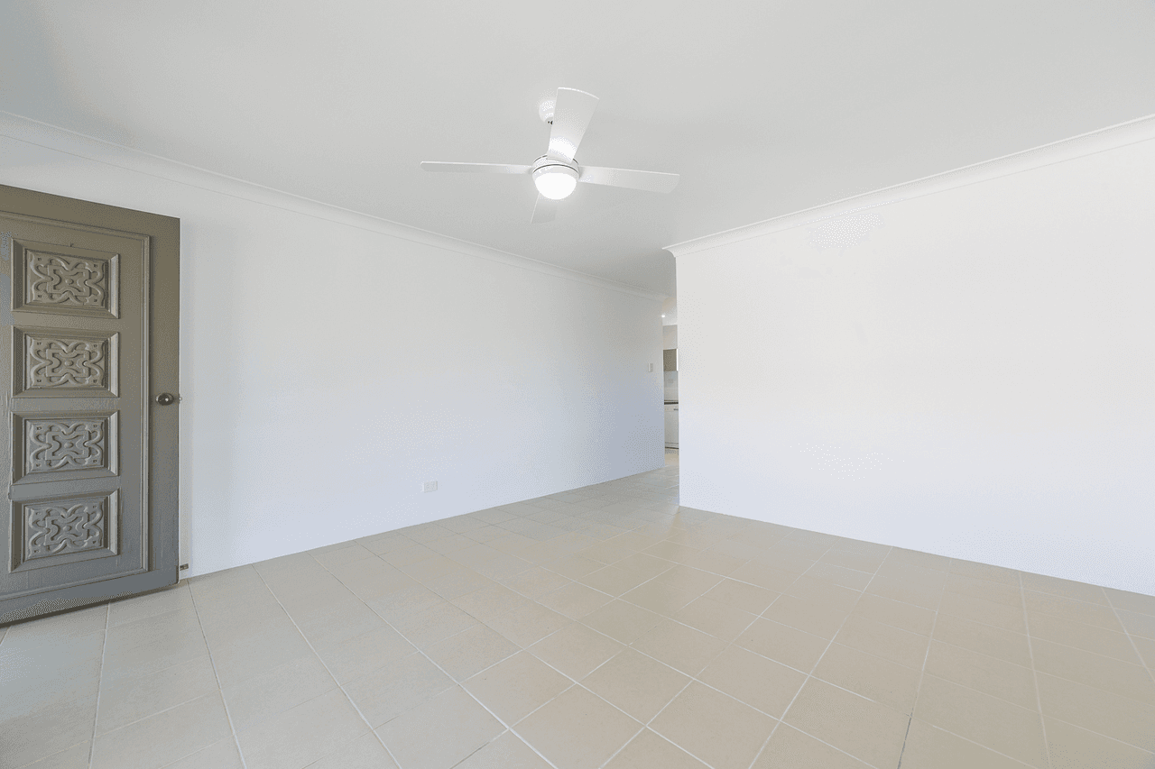 1/3 Crisp Court, MIAMI, QLD 4220