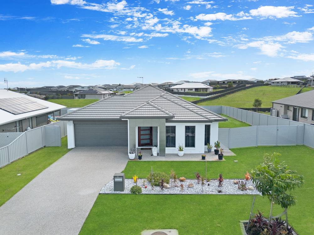 12 Rosemary Court, NIKENBAH, QLD 4655