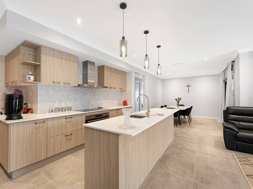 12 Rosemary Court, NIKENBAH, QLD 4655