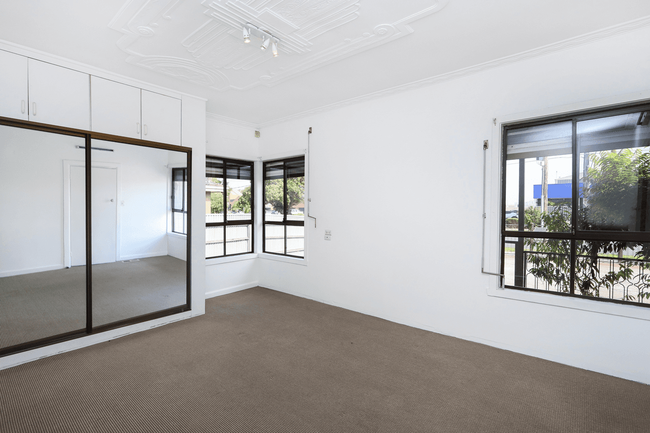 54 Mcintyre Road, Sunshine North, VIC 3020