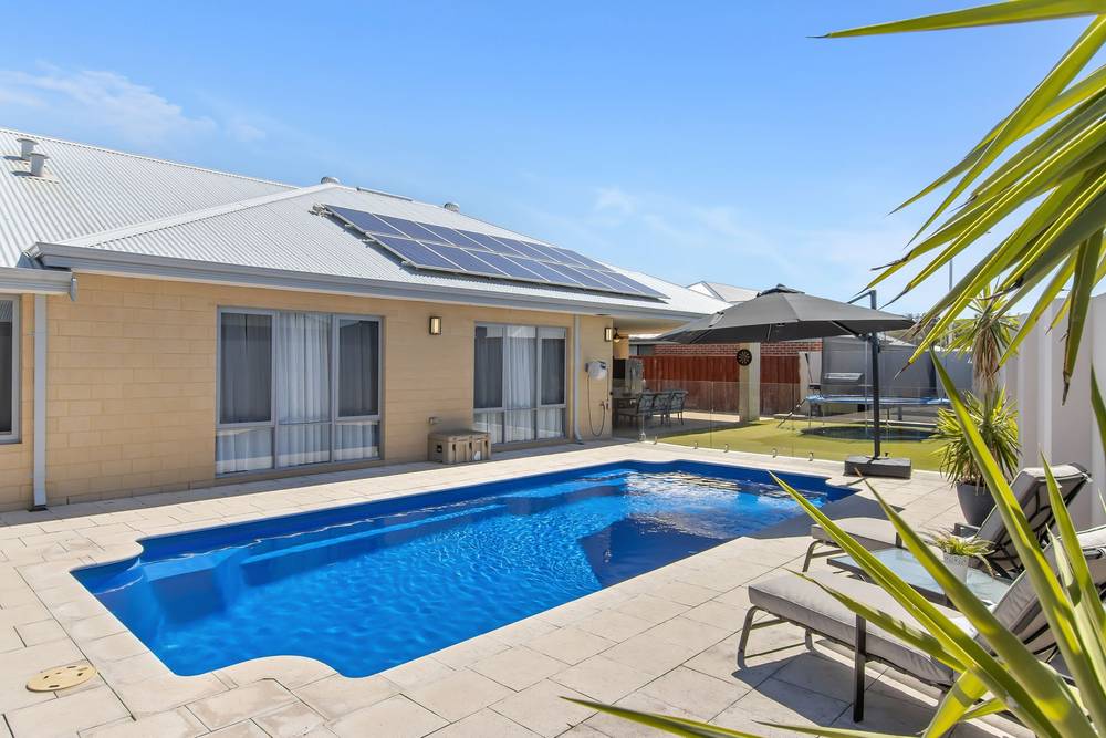 4 Descent Street, Ellenbrook, WA 6069