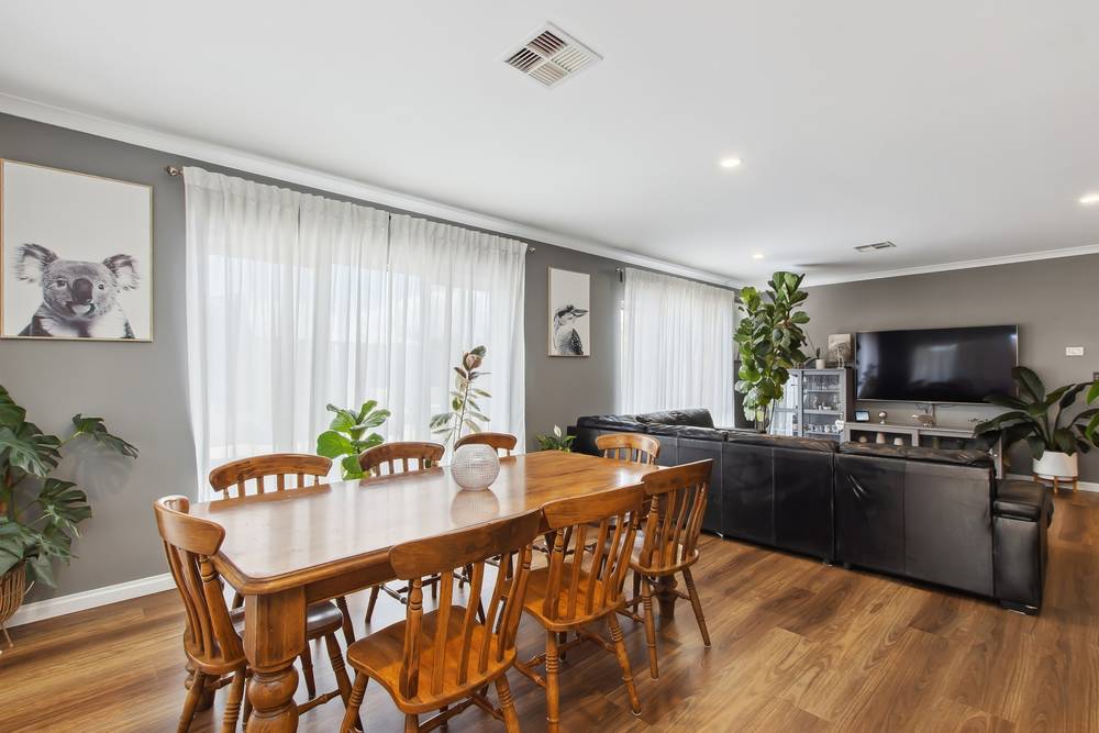 4 Descent Street, Ellenbrook, WA 6069