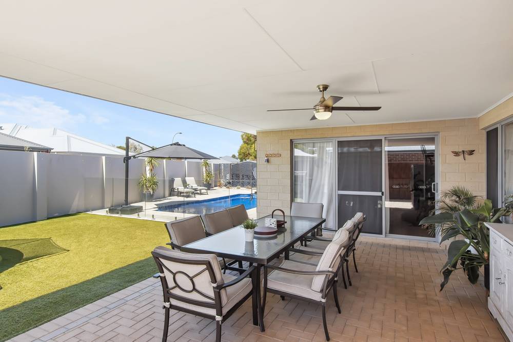 4 Descent Street, Ellenbrook, WA 6069