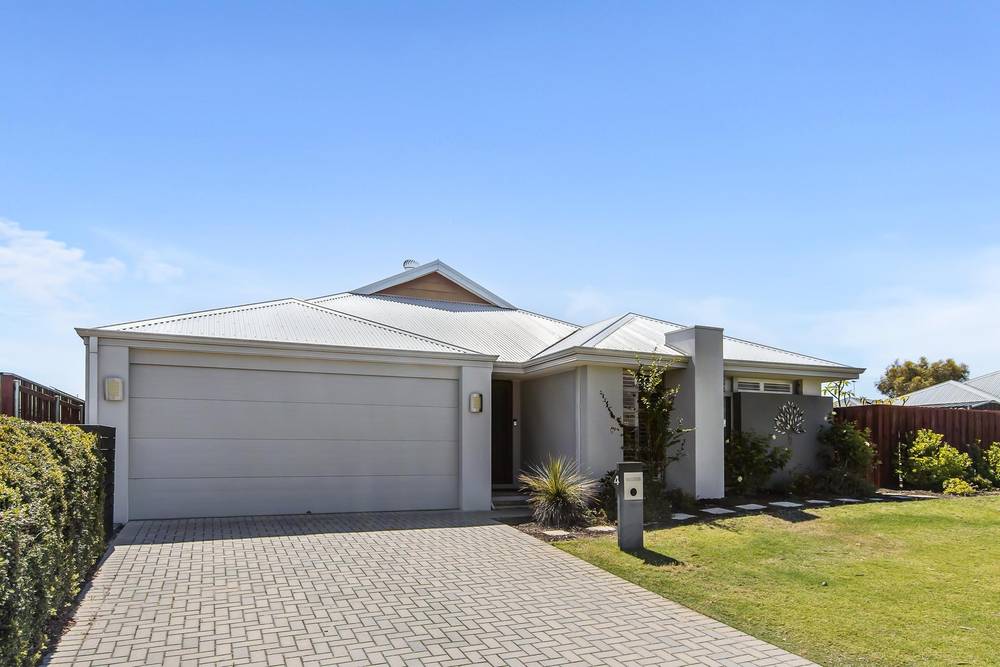 4 Descent Street, Ellenbrook, WA 6069