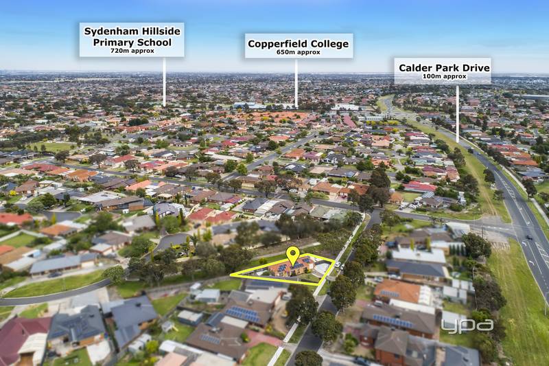 2/53 Dundee Way, Sydenham, VIC 3037