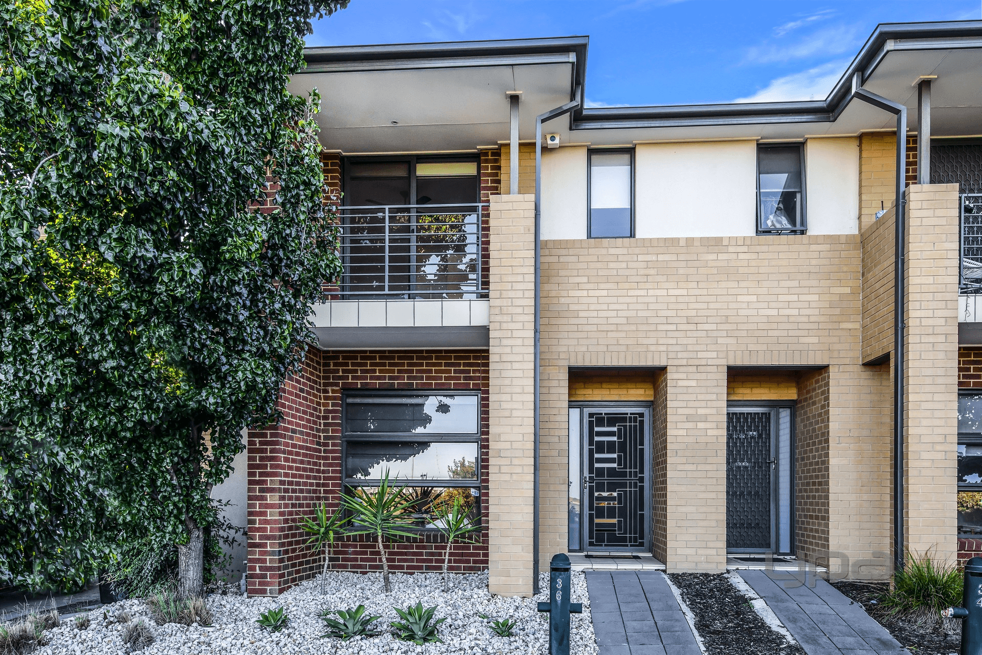 36 Eloura Circuit, Taylors Hill, VIC 3037