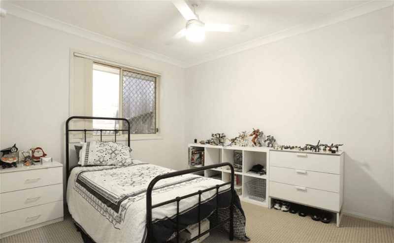 23 Shearwater Terrace, SPRINGFIELD LAKES, QLD 4300