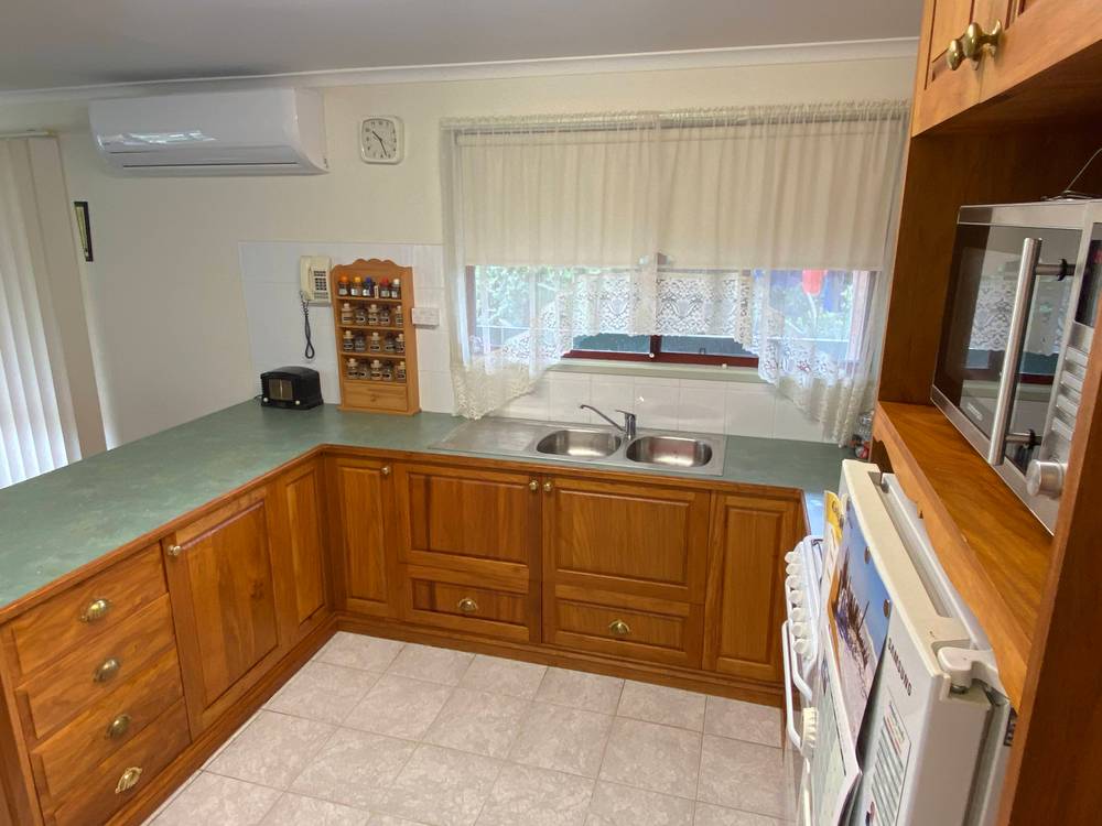 97 Fifth Avenue, PARADISE BEACH, VIC 3851