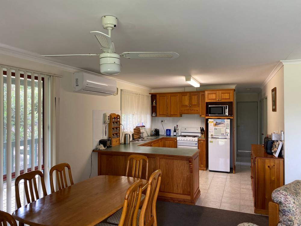 97 Fifth Avenue, PARADISE BEACH, VIC 3851