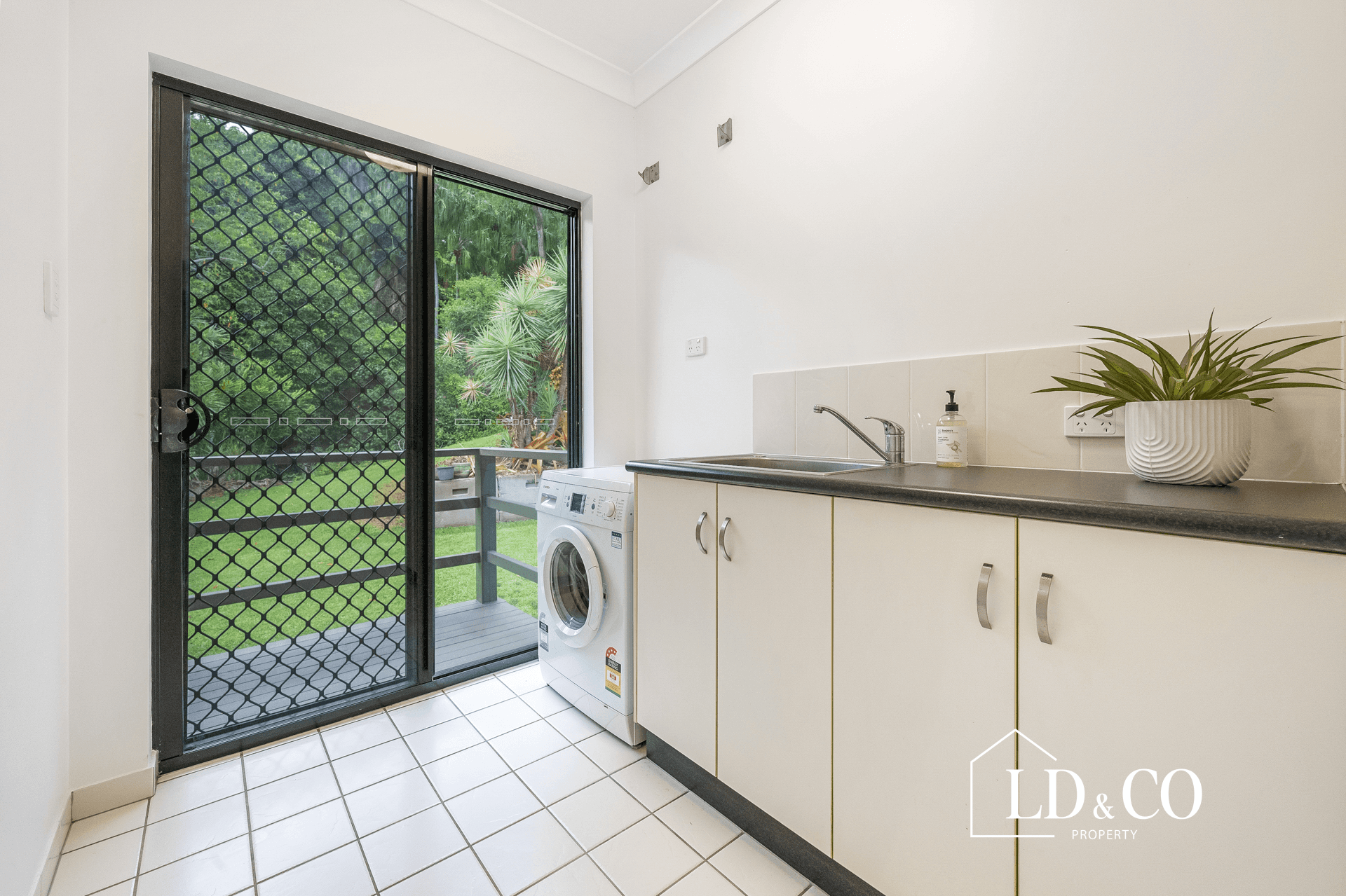 14 Highview Close, FARLEIGH, QLD 4741