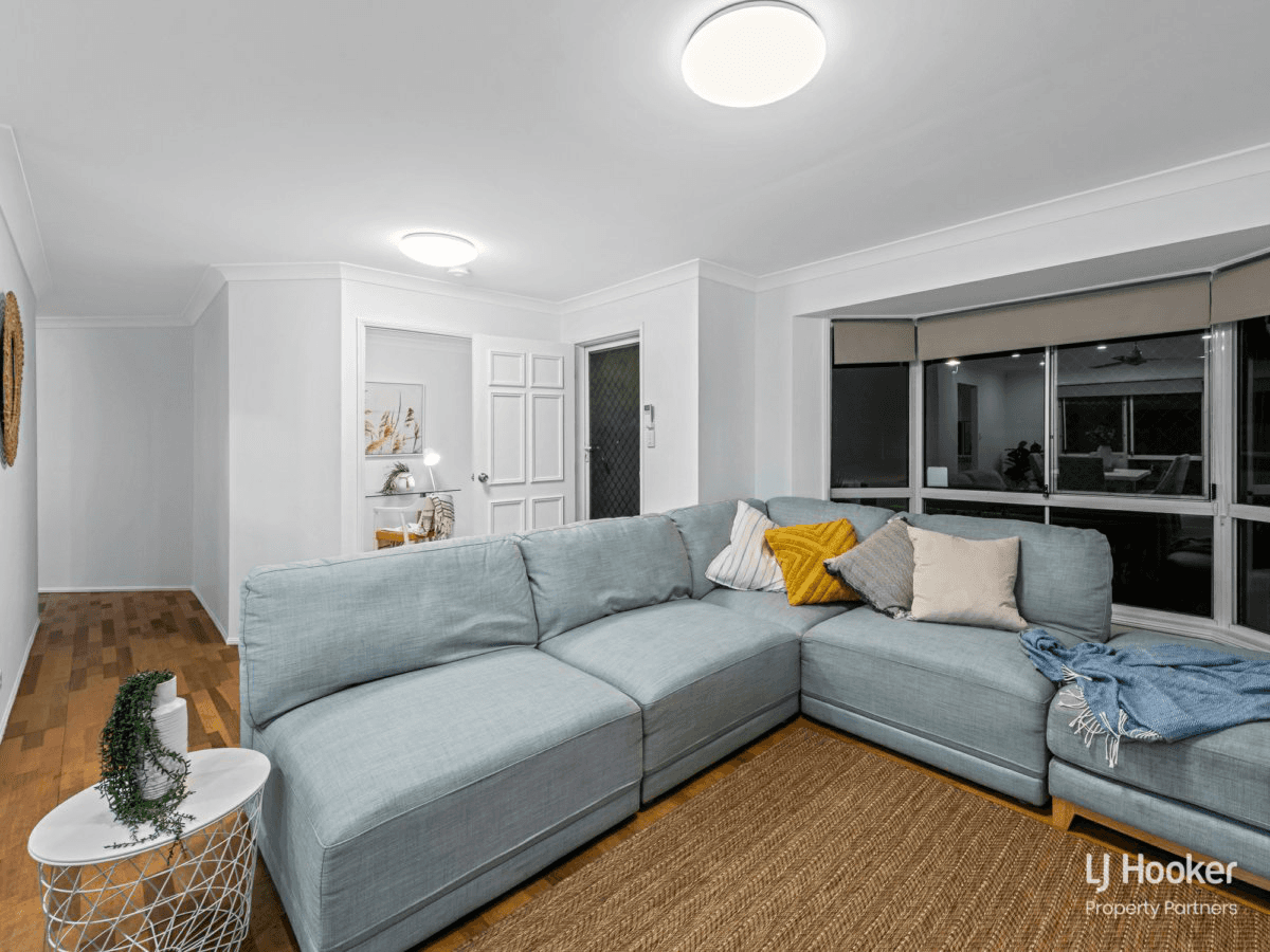 56 Allenby Crescent, WINDAROO, QLD 4207