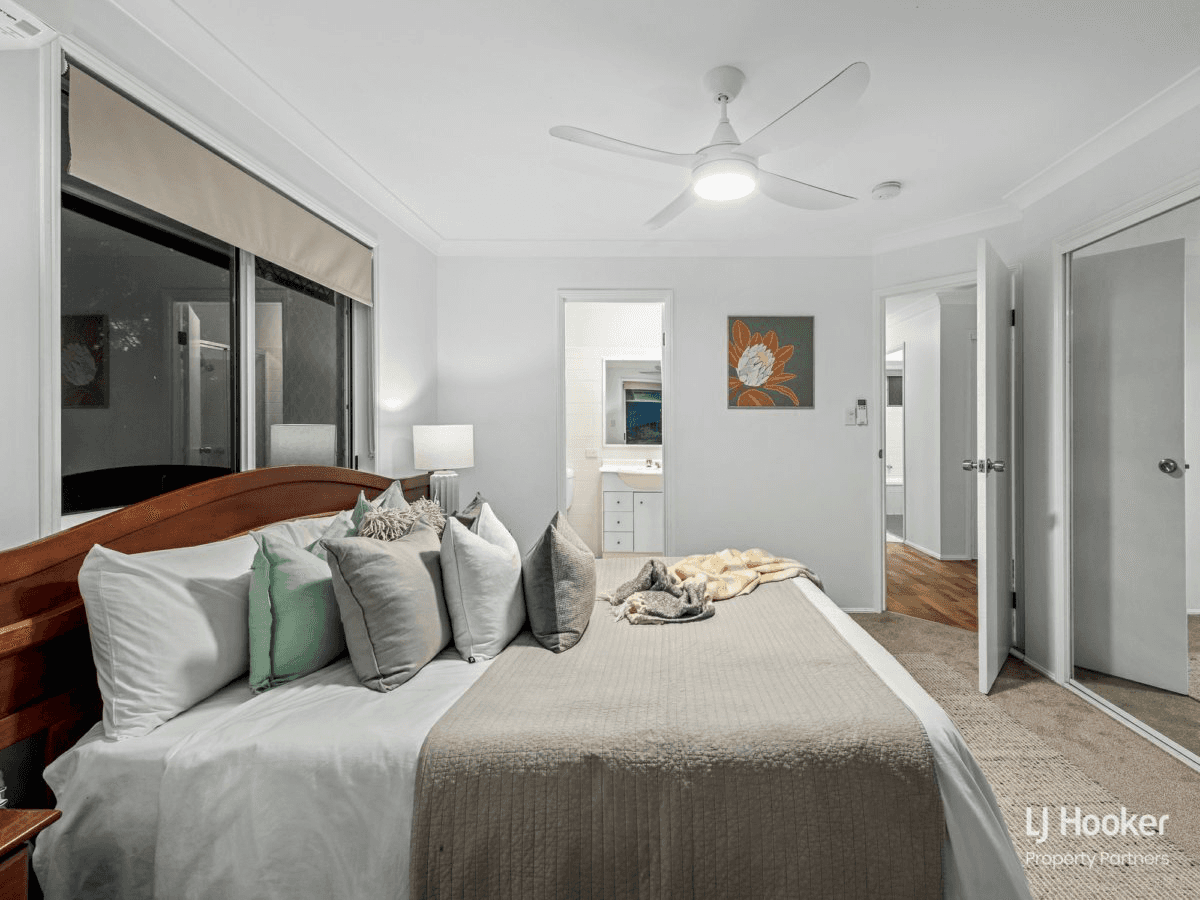 56 Allenby Crescent, WINDAROO, QLD 4207