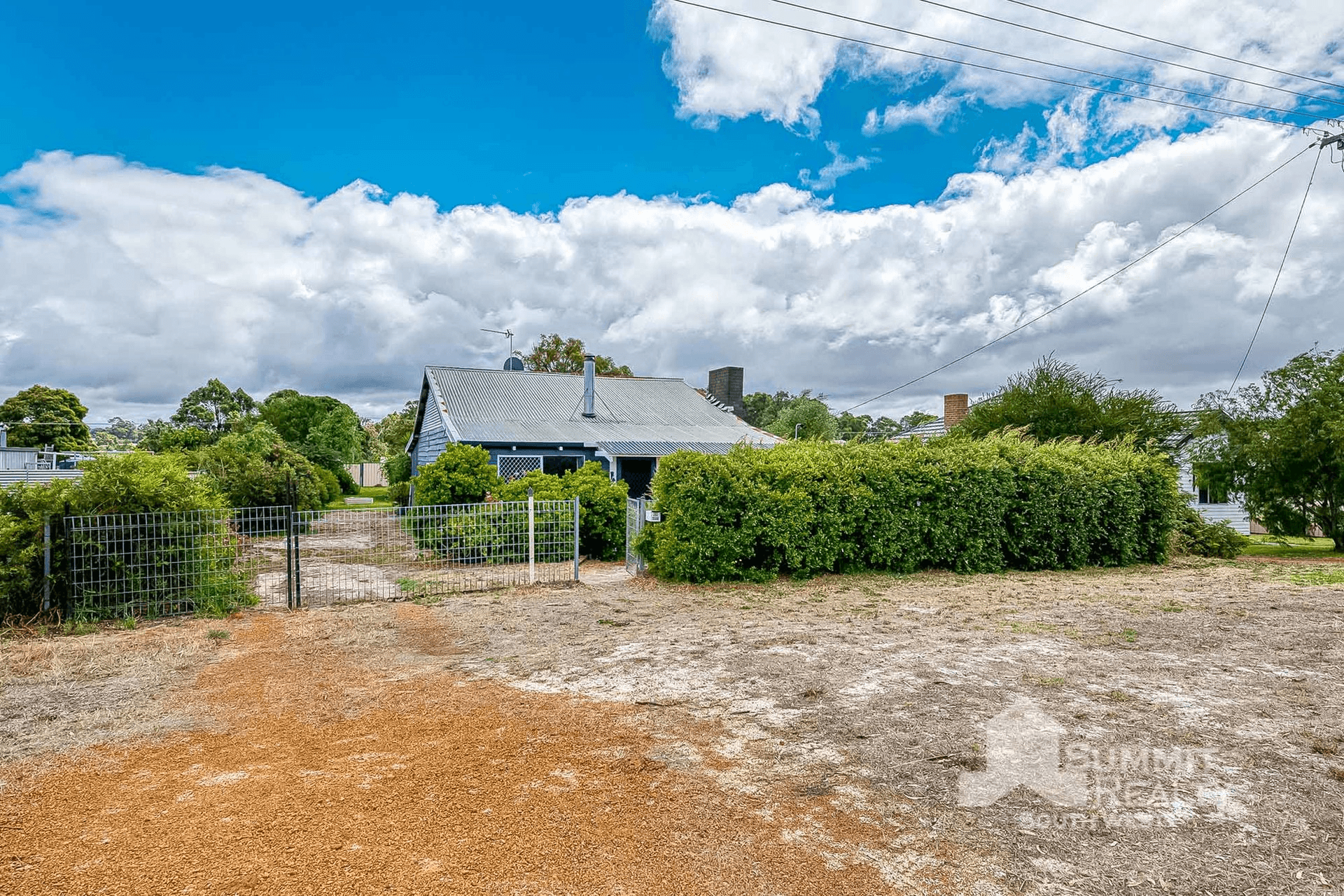 22 Raymond Street, Collie, WA 6225