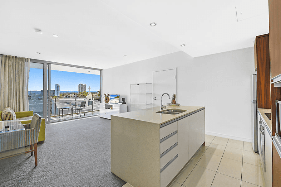 203/3018 Surfers Paradise Boulevard, SURFERS PARADISE, QLD 4217