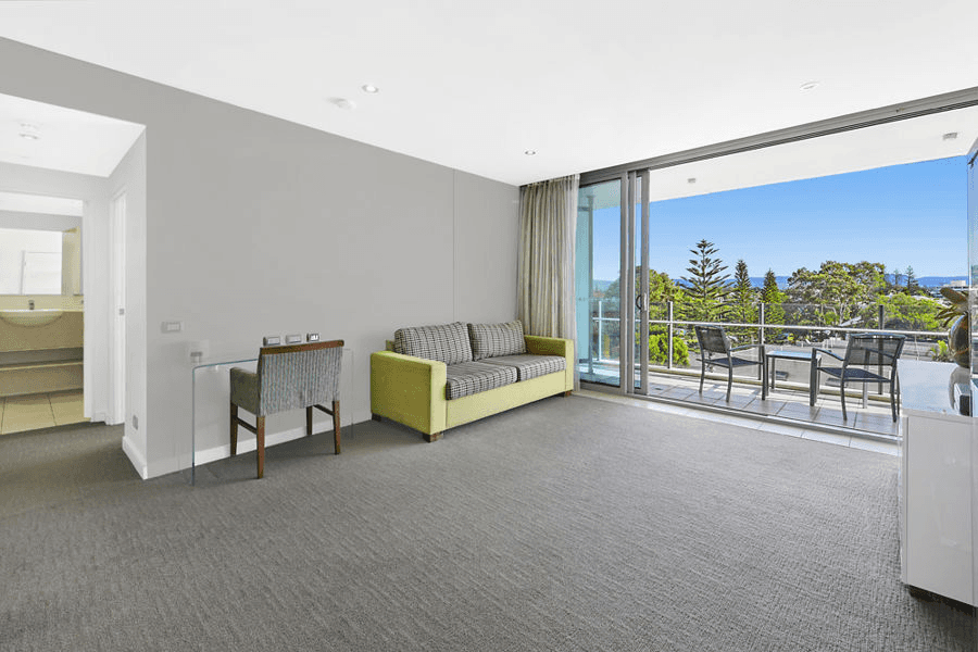 203/3018 Surfers Paradise Boulevard, SURFERS PARADISE, QLD 4217