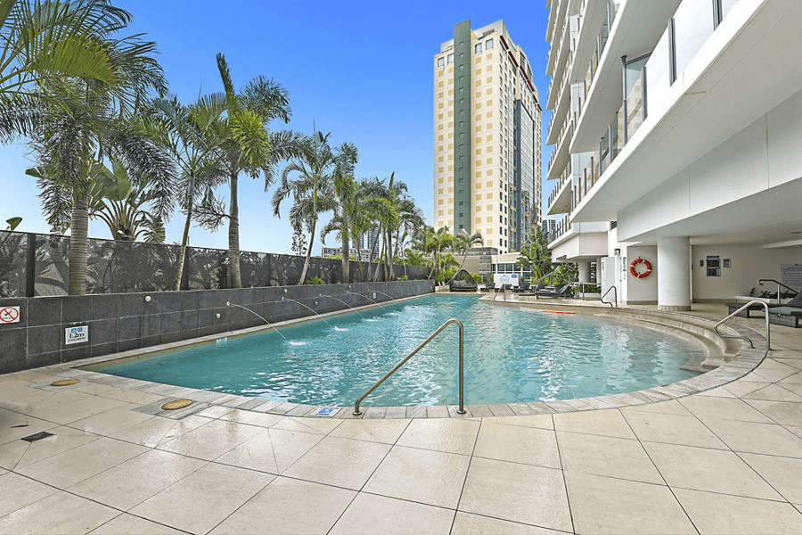 203/3018 Surfers Paradise Boulevard, SURFERS PARADISE, QLD 4217