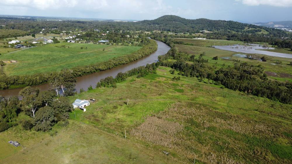 105 Schmidt Road, EAGLEBY, QLD 4207