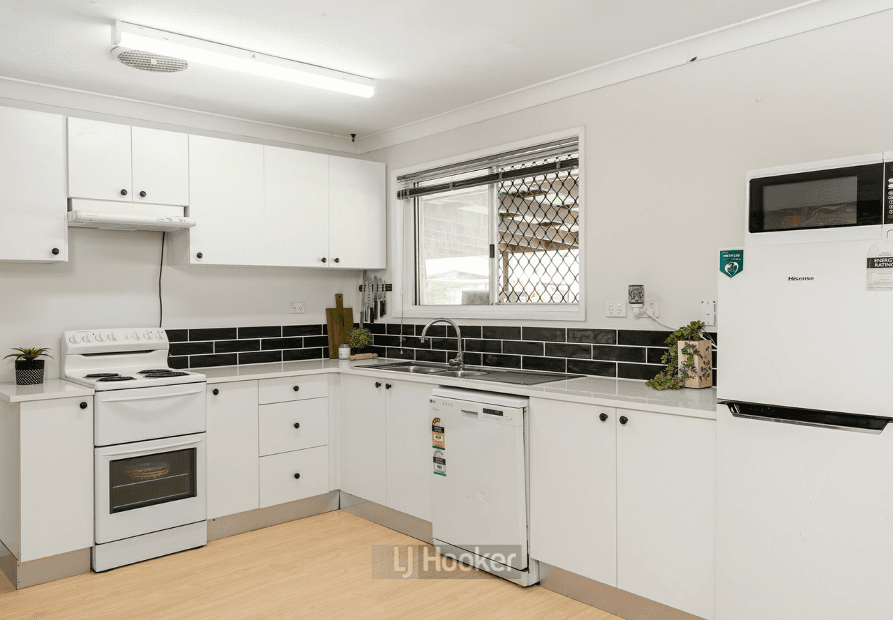 41 Samantha Street, BORONIA HEIGHTS, QLD 4124