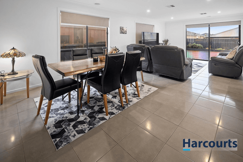 104 Heybridge Street, Clyde, VIC 3978