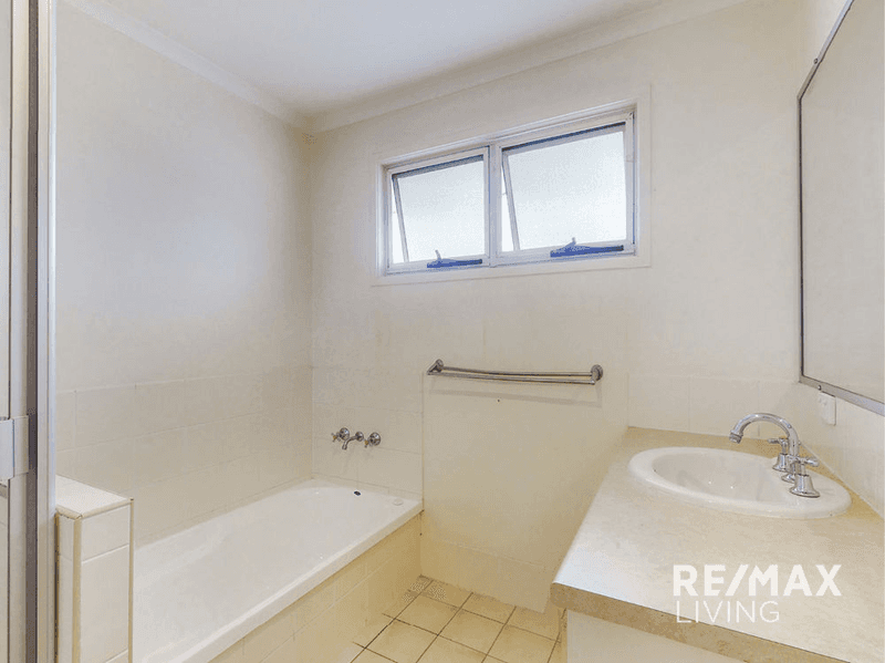 9/6 Station Road, BURPENGARY, QLD 4505