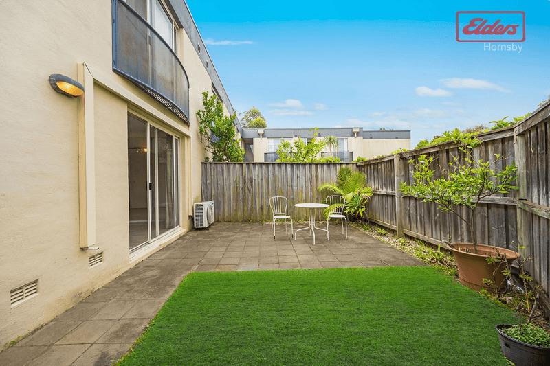 26/10-12  Northcote Rd, HORNSBY, NSW 2077