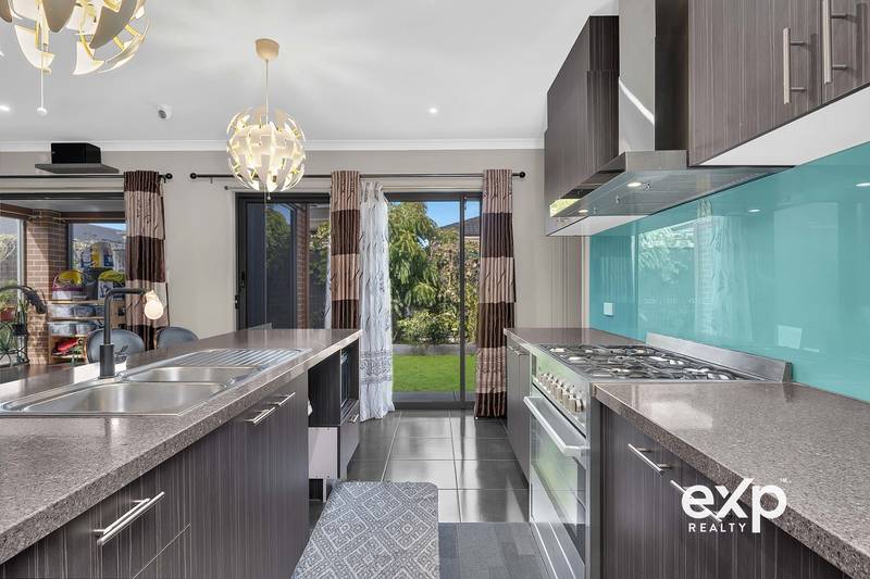 30 Highland Circuit, Blakeview, SA 5114