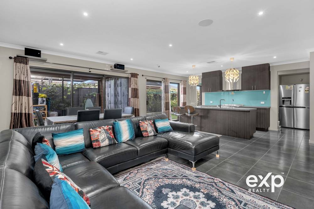 30 Highland Circuit, Blakeview, SA 5114