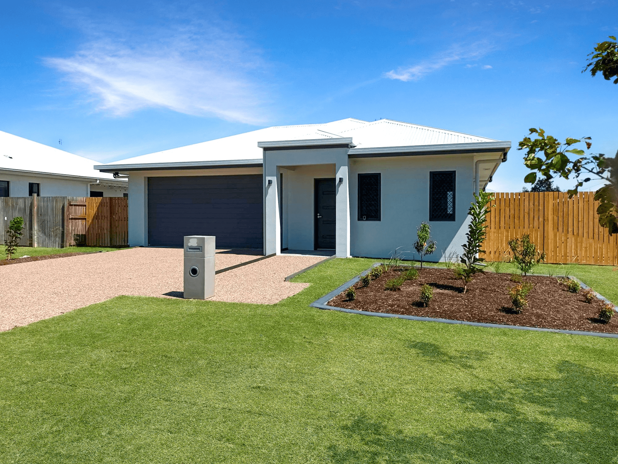 13 Pepperbush Circuit, MOUNT LOW, QLD 4818