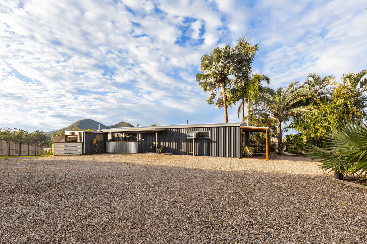 232 Pikes Road, Glass House Mountains, QLD 4518