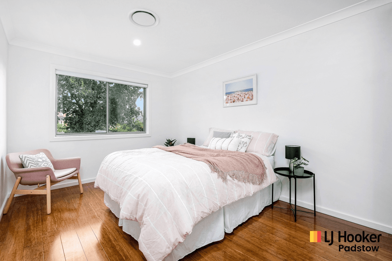 31 Tompson Road, REVESBY, NSW 2212