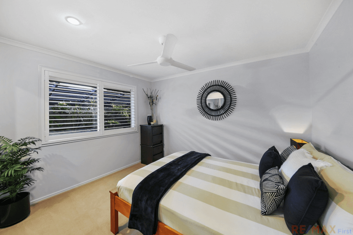 4 Tigerlily Court, Little Mountain, QLD 4551