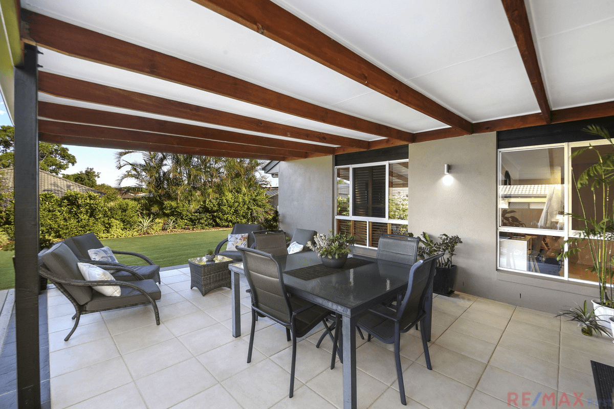 4 Tigerlily Court, Little Mountain, QLD 4551