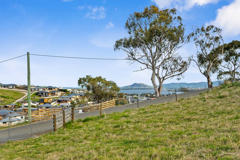 18 Valley View Close, SORELL, TAS 7172