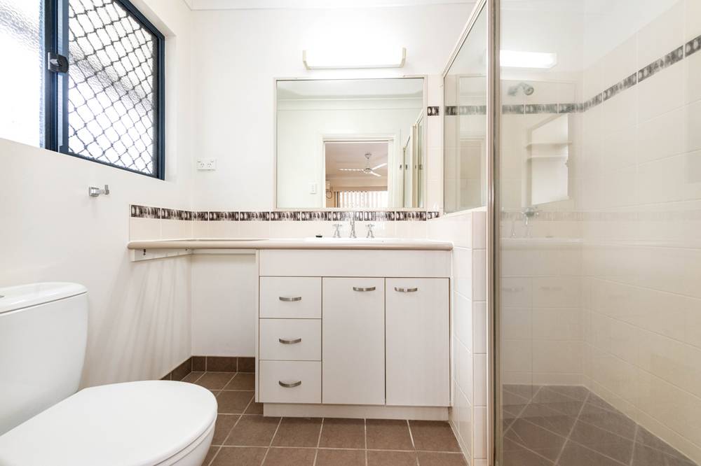 1/15 High Street, WALKERSTON, QLD 4751