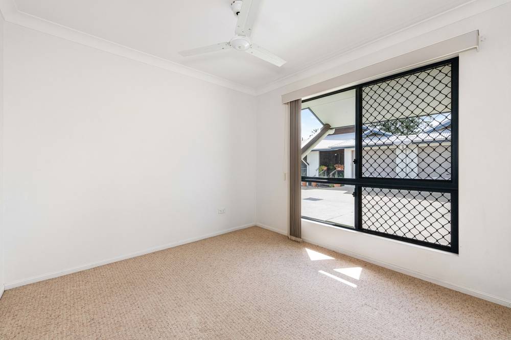1/15 High Street, WALKERSTON, QLD 4751