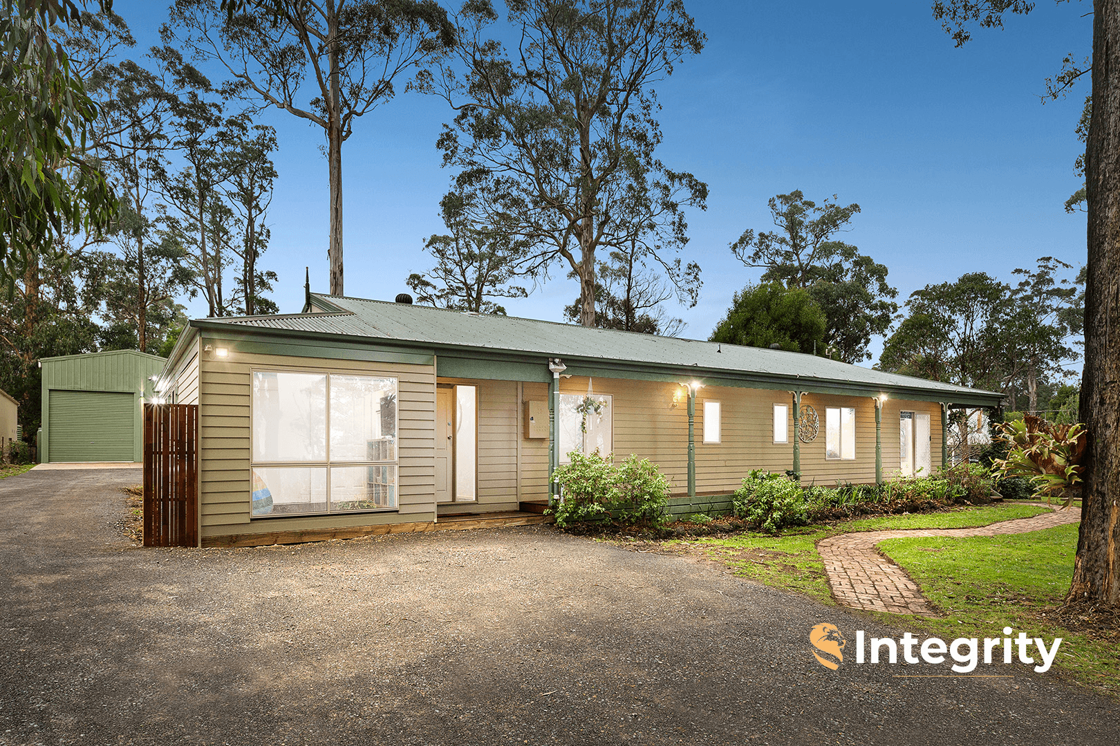 11 Sycamore Grove, Kinglake, VIC 3763