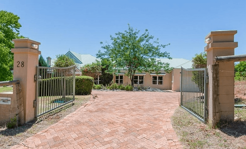 28 Heritage Drive, ROLEYSTONE, WA 6111