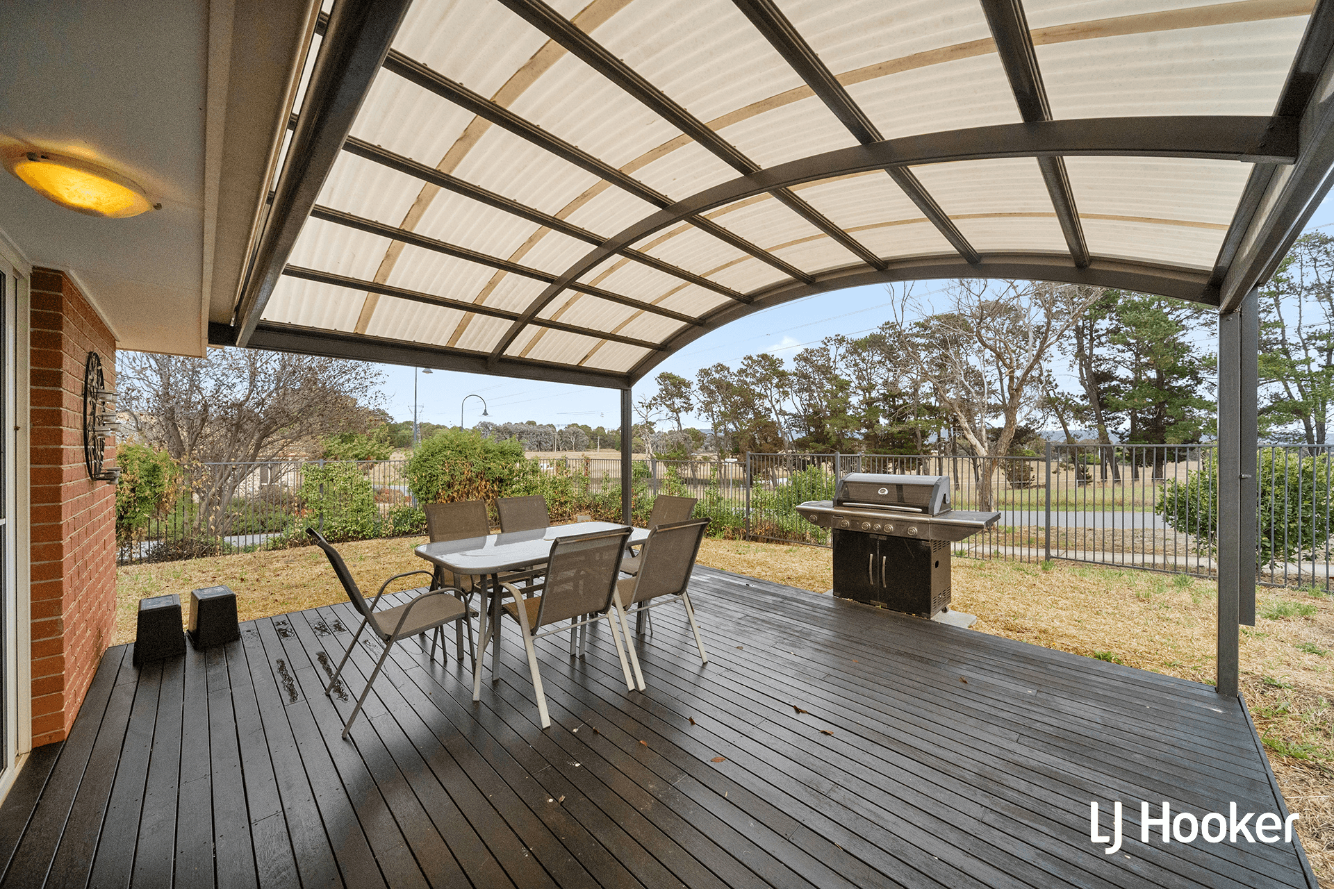 16 Hazelton Street, MACGREGOR, ACT 2615