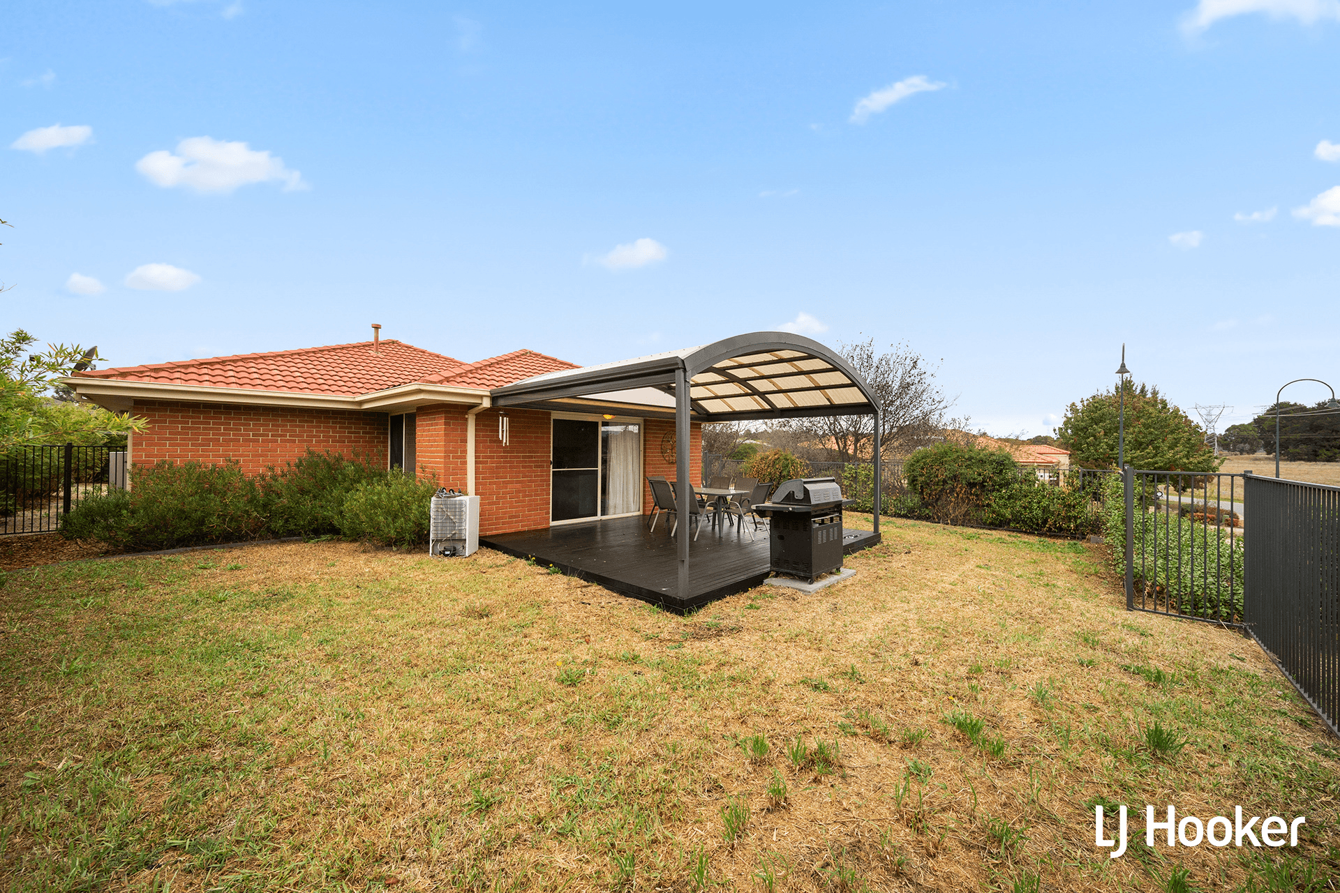 16 Hazelton Street, MACGREGOR, ACT 2615