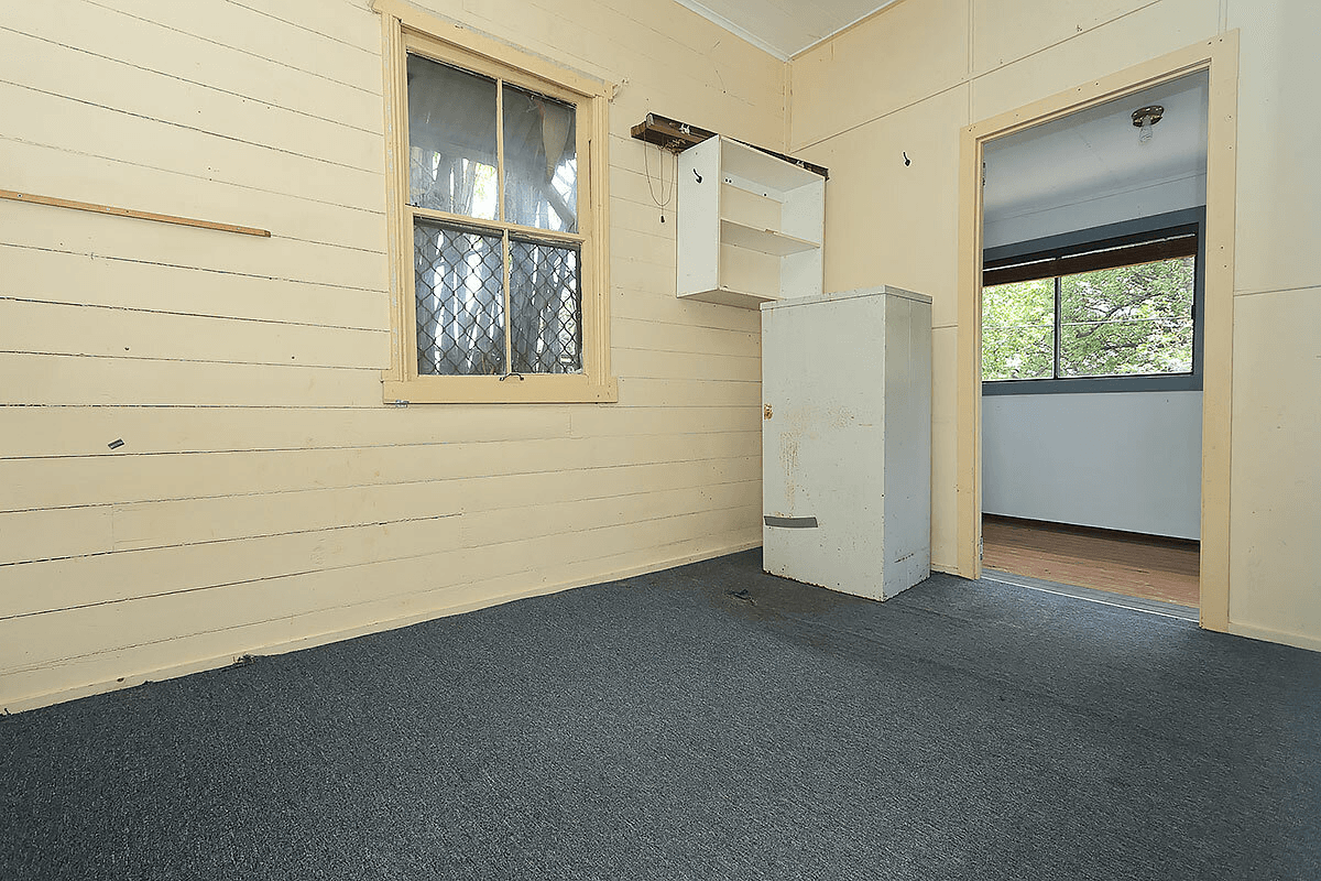 36 O'Sullivan St, Woodend, QLD 4305