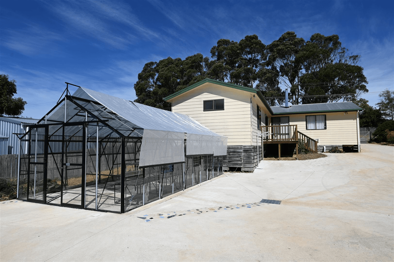 18 Crowther Street, Beaconsfield, TAS 7270